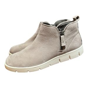 Ecco 7 nubuck booties